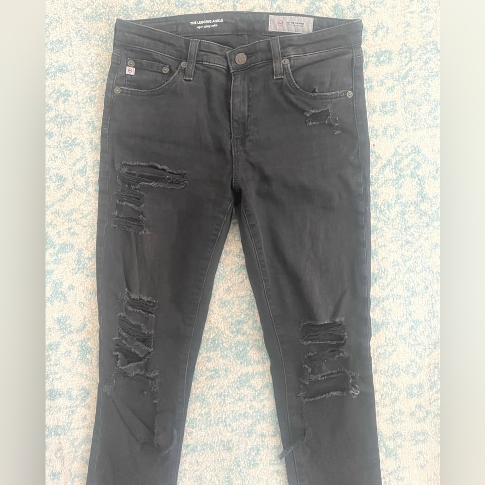 AG the legging ankle in distressed black